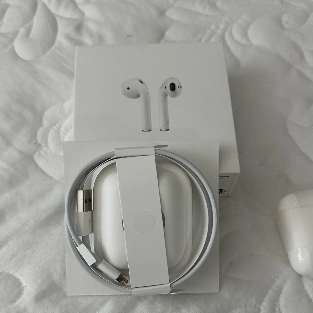 Apple enjoy premium